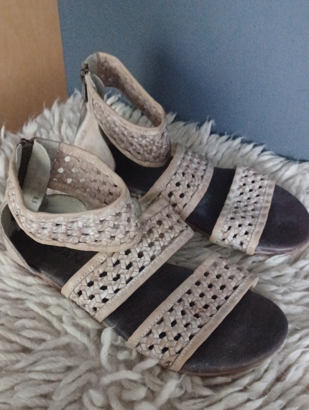 Roan Sandals By Bed Stu